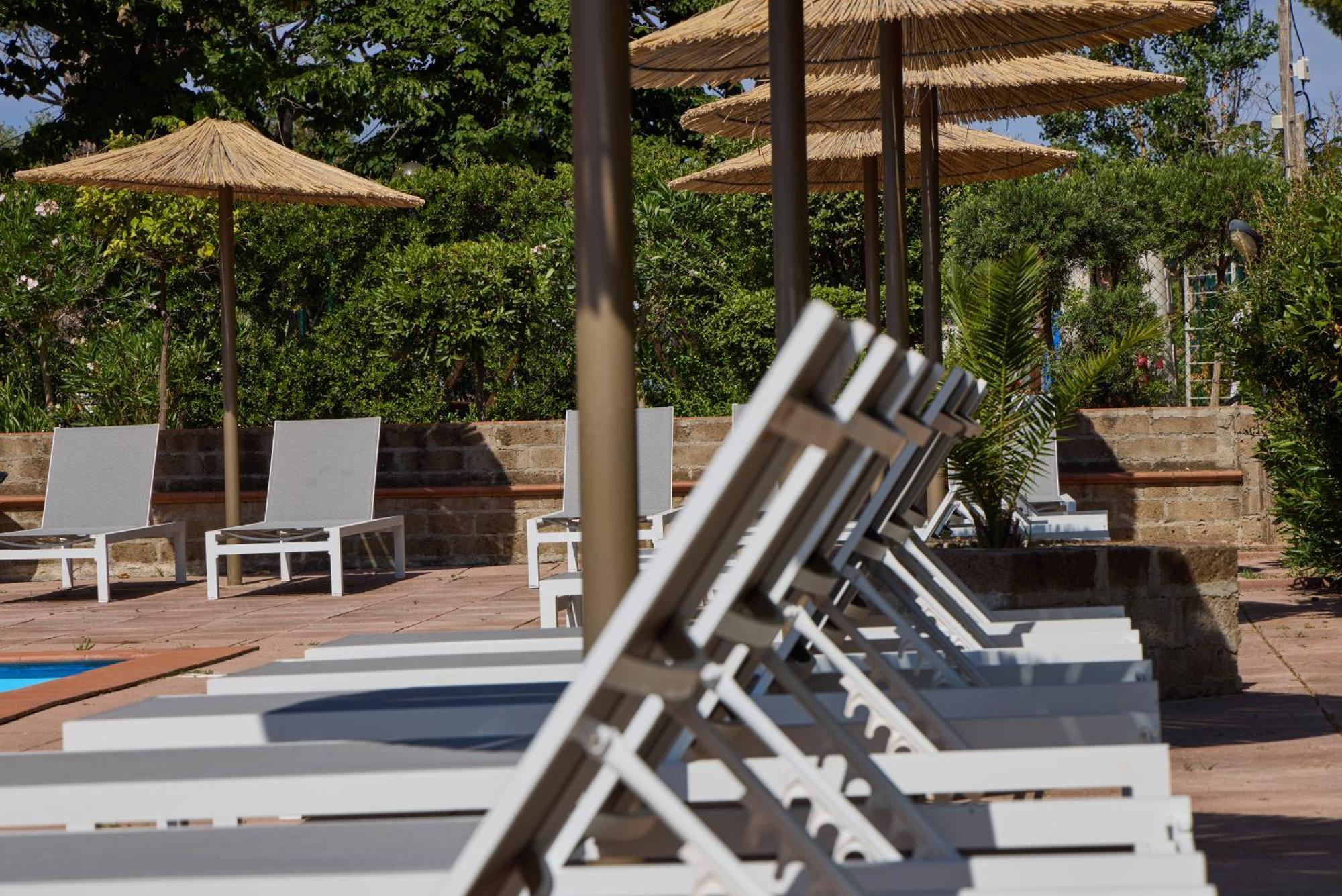 Costa D'Argento - Camping Village Club קפאלביו מראה חיצוני תמונה